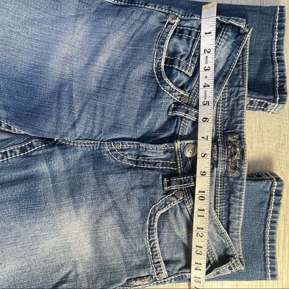 Silver Natsuki Capri Jeans - Picture 4 of 9